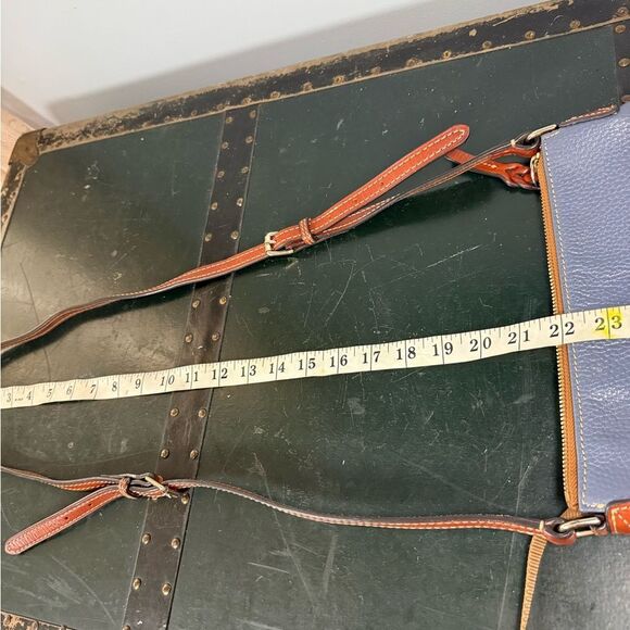 Dooney & Bourke Pebbled Leather Crossbody Bag Gray/brown Size Medium - Picture 9 of 9